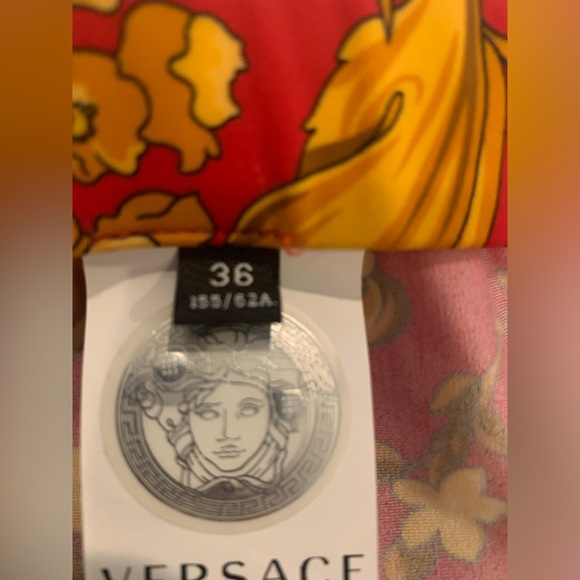 Versace Leggings - Picture 4 of 7